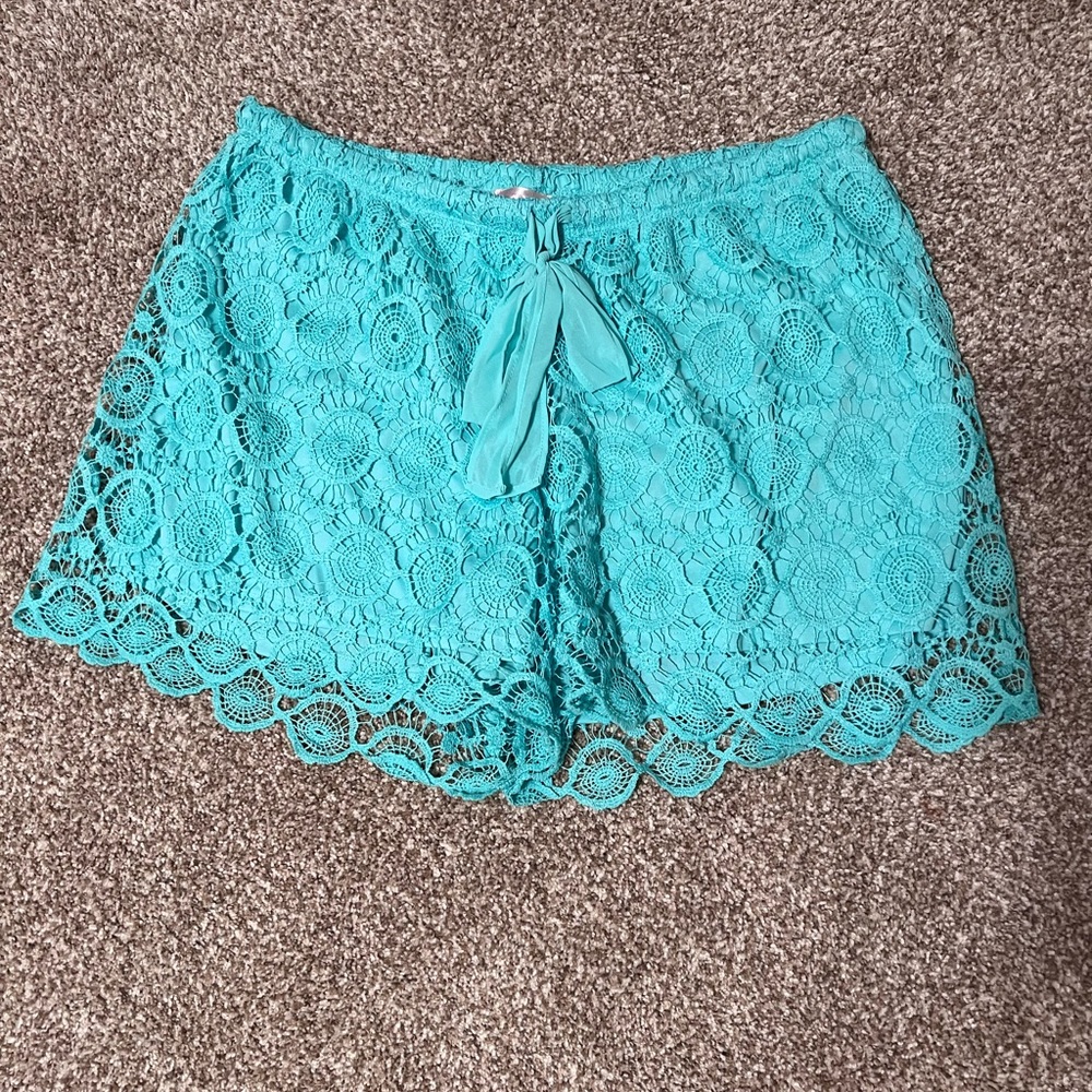 Size 2xl lace shorts